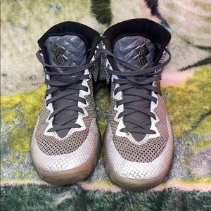 nike kyrie 1 Beige